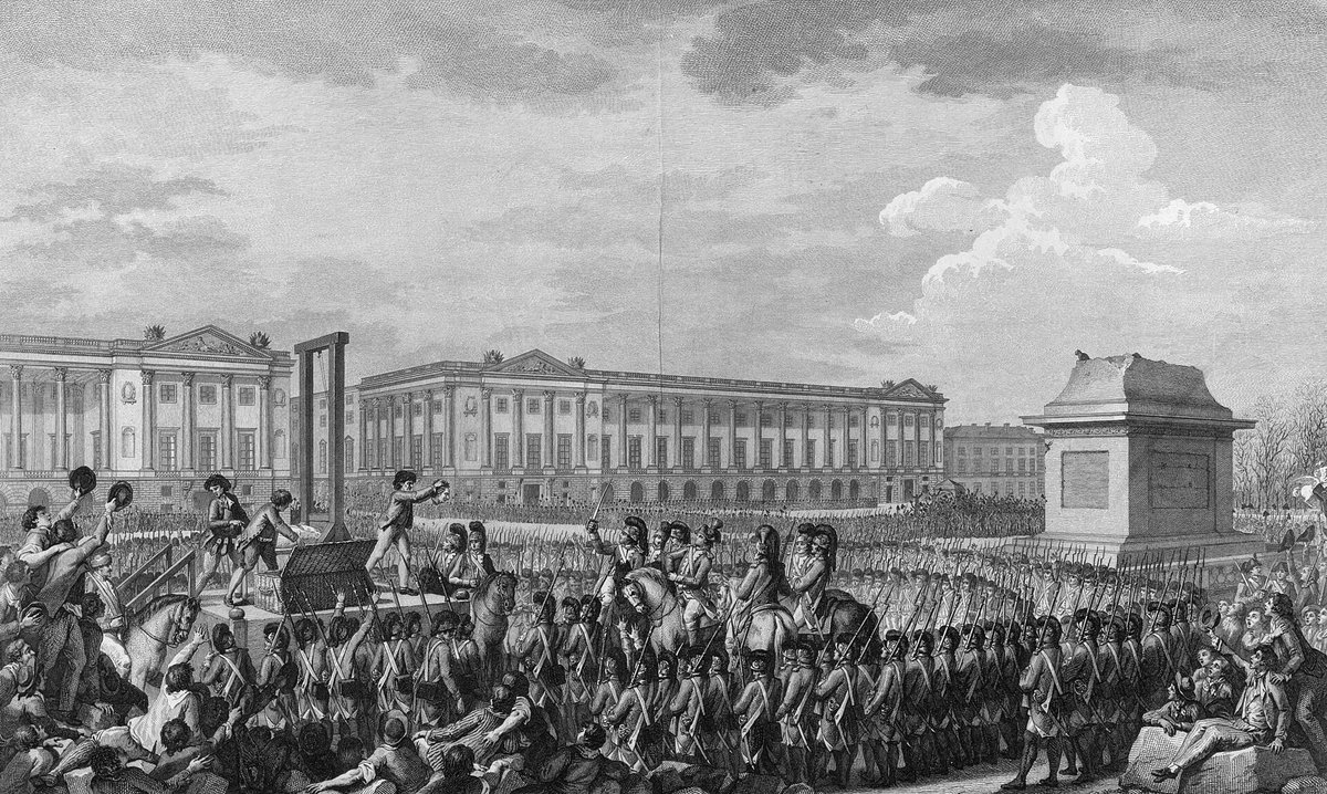 パリの革命広場に集まった兵士と群衆の前で行われるルイ16世の処刑を描いた版画
